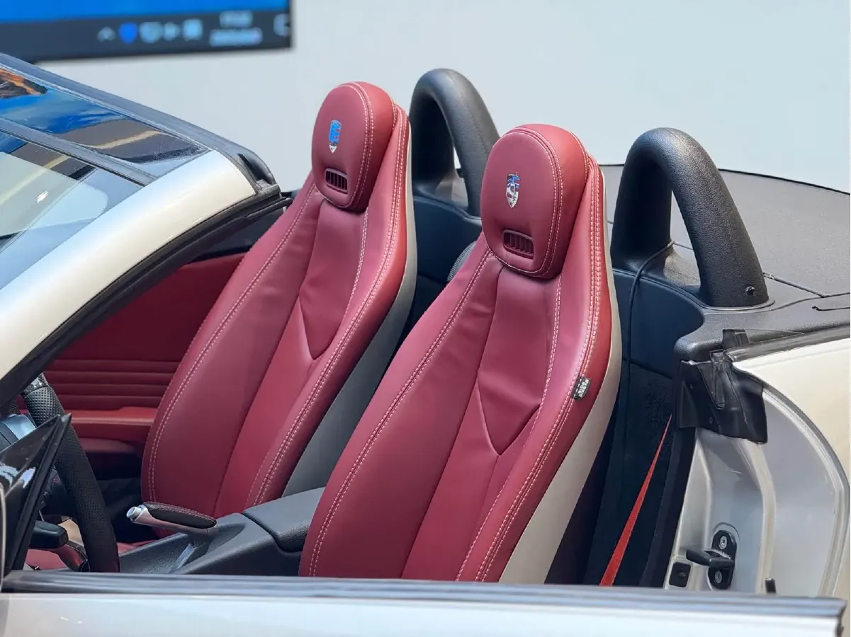 2006 Mercedes-Benz SLK Class 3.0L 231HP V6 7AT,autocango,china used car exporter,china ev exporter,chinese used car exporter,chinese used ev exporter