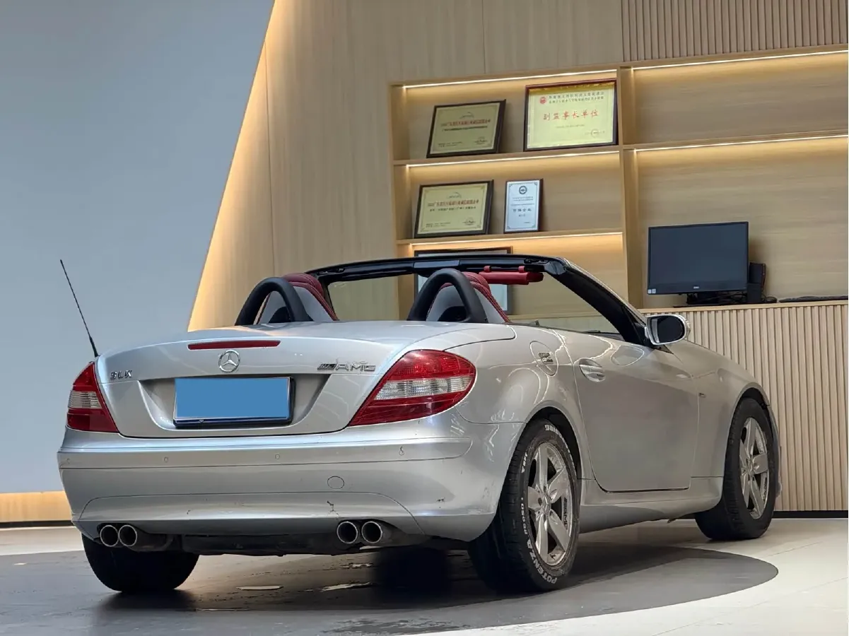 2006 Mercedes-Benz SLK Class 3.0L 231HP V6 7AT,autocango,china used car exporter,china ev exporter,chinese used car exporter,chinese used ev exporter