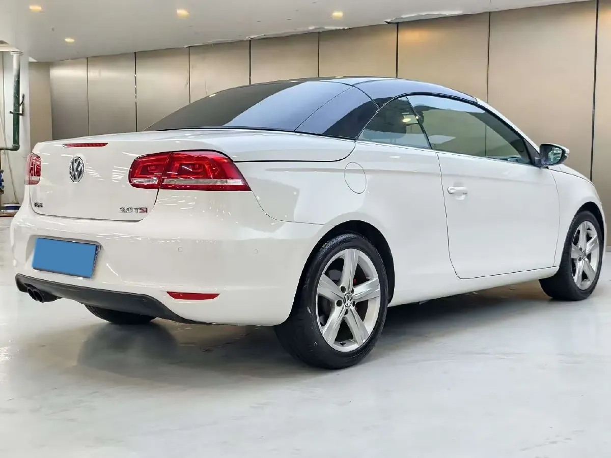 2011 Volkswagen Eos 2.0T 211HP L4 6DCT,autocango,china used car exporter,china ev exporter,chinese used car exporter,chinese used ev exporter