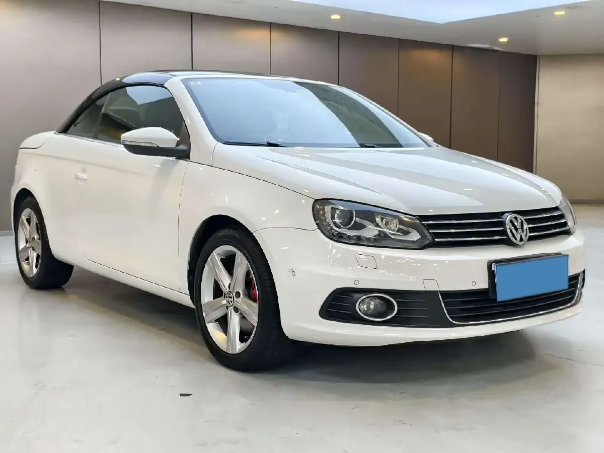 2011 Volkswagen Eos 2.0T 211HP L4 6DCT,autocango,china used car exporter,china ev exporter,chinese used car exporter,chinese used ev exporter