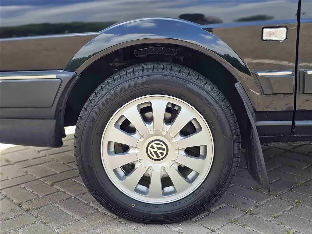 2007 Volkswagen Santana Classic 1.8L 95HP L4 5MT,autocango,china used car exporter,china ev exporter,chinese used car exporter,chinese used ev exporter