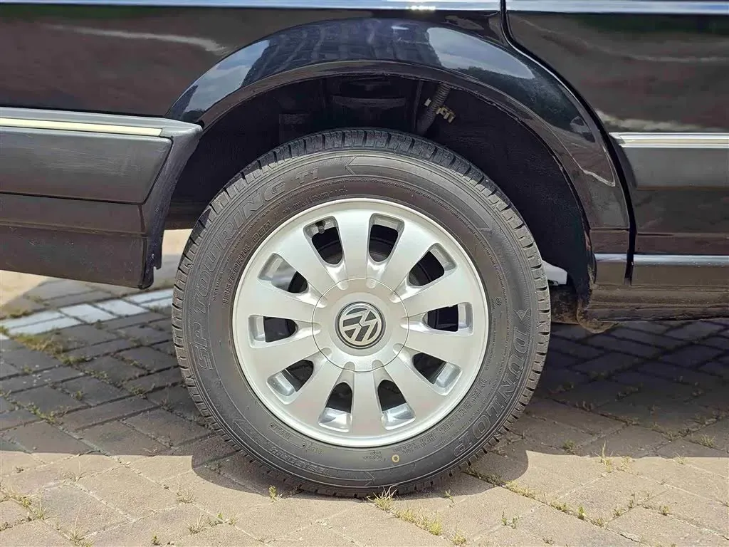 2007 Volkswagen Santana Classic 1.8L 95HP L4 5MT,autocango,china used car exporter,china ev exporter,chinese used car exporter,chinese used ev exporter