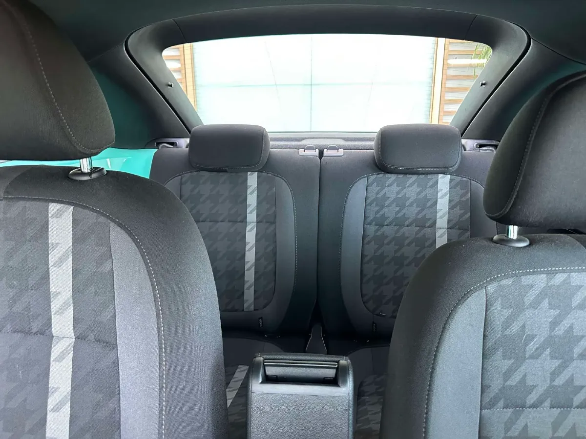 2017 Volkswagen Beetle 1.2T 105HP L4 7DCT,autocango,china used car exporter,china ev exporter,chinese used car exporter,chinese used ev exporter