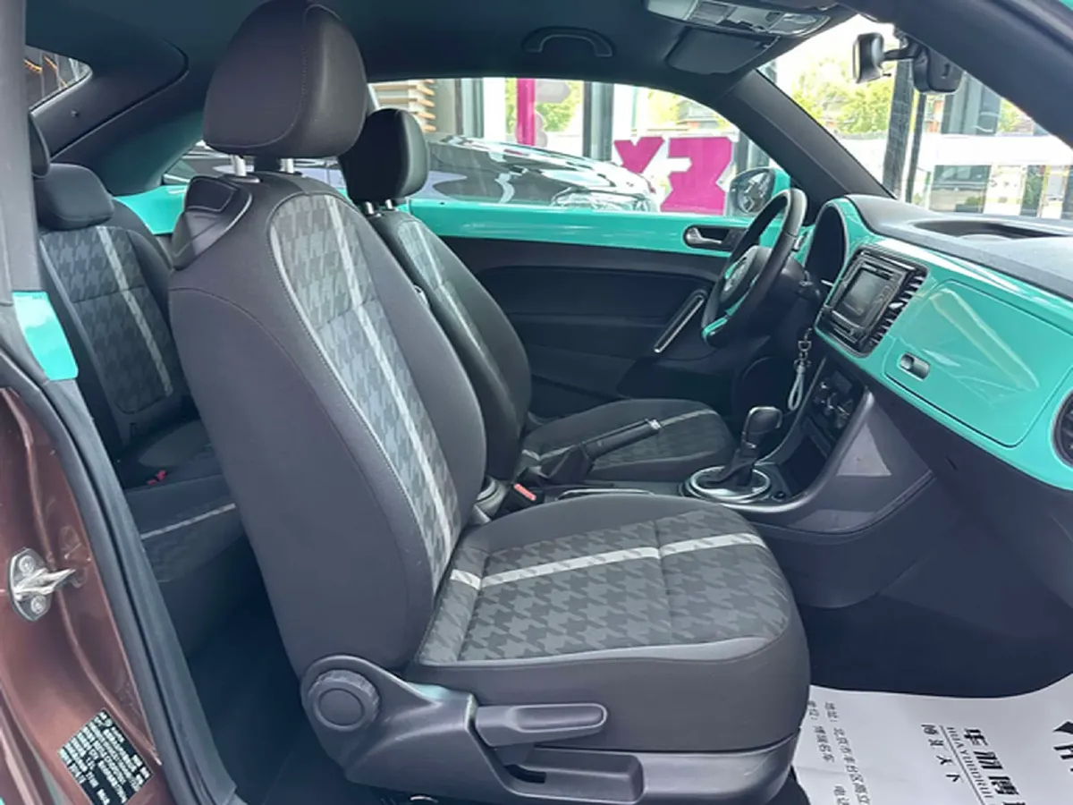 2017 Volkswagen Beetle 1.2T 105HP L4 7DCT,autocango,china used car exporter,china ev exporter,chinese used car exporter,chinese used ev exporter