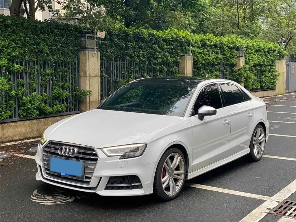 2019 Audi S3 2.0T 290HP L4 7DCT,autocango,china used car exporter,china ev exporter,chinese used car exporter,chinese used ev exporter