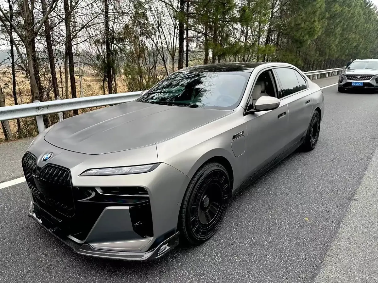 2023 BMW i7 BEV 105.7KWH