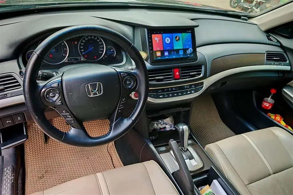 2014 Honda Crosstour 2.4L 197HP L4 5AT,autocango,china used car exporter,china ev exporter,chinese used car exporter,chinese used ev exporter