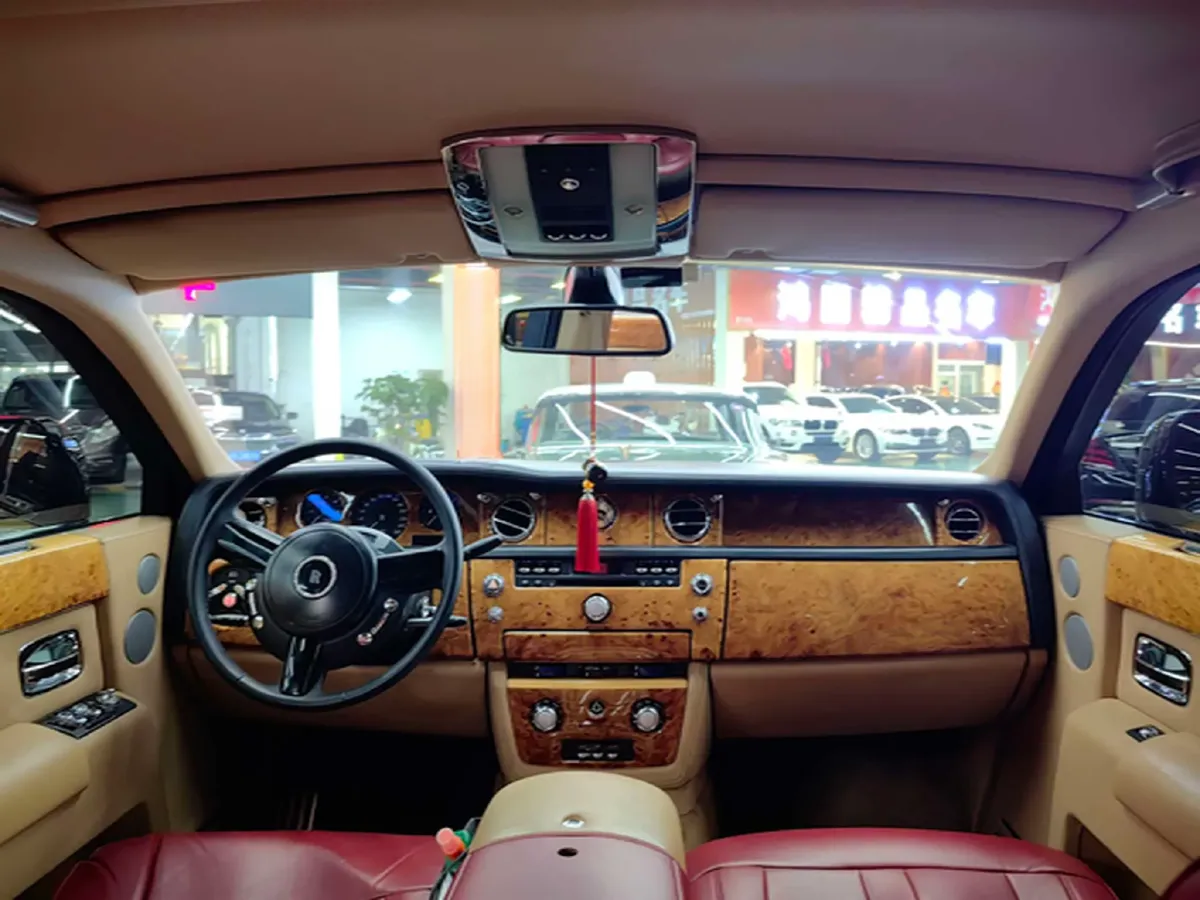 2011 Suzuki Swift 1.5L 103HP L4 4AT,autocango,china used car exporter,china ev exporter,chinese used car exporter,chinese used ev exporter