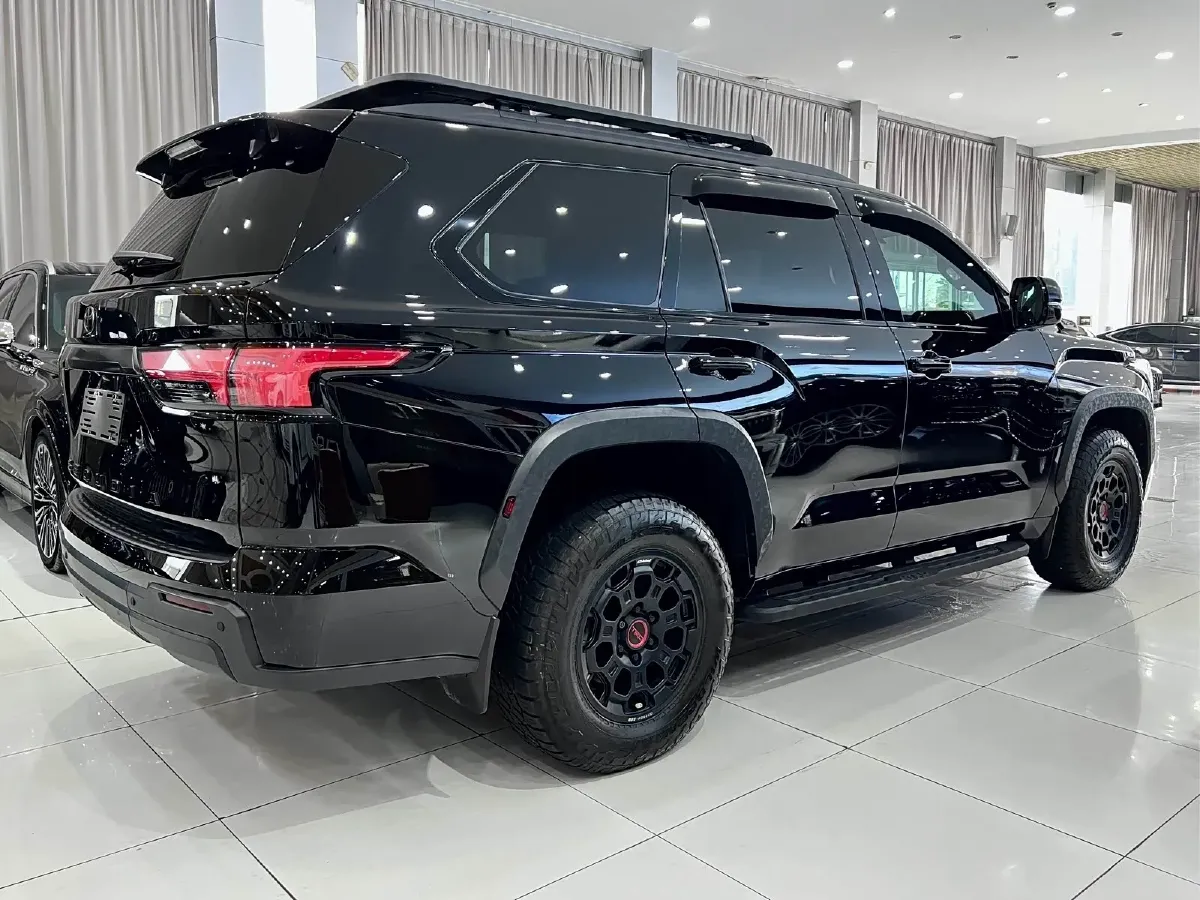 2024 HongQi H6 2.0T 224HP L4 8AT,autocango,china used car exporter,china ev exporter,chinese used car exporter,chinese used ev exporter