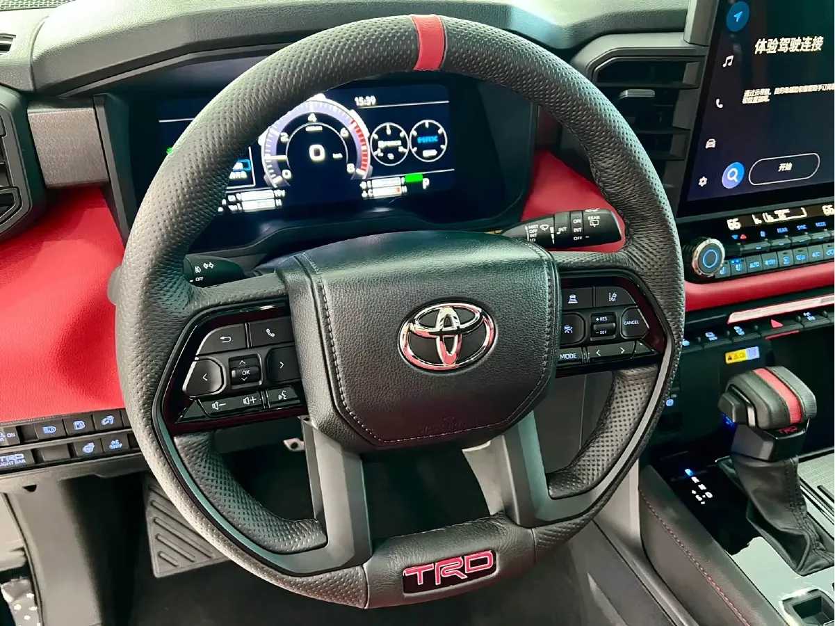 2024 HongQi H6 2.0T 224HP L4 8AT,autocango,china used car exporter,china ev exporter,chinese used car exporter,chinese used ev exporter