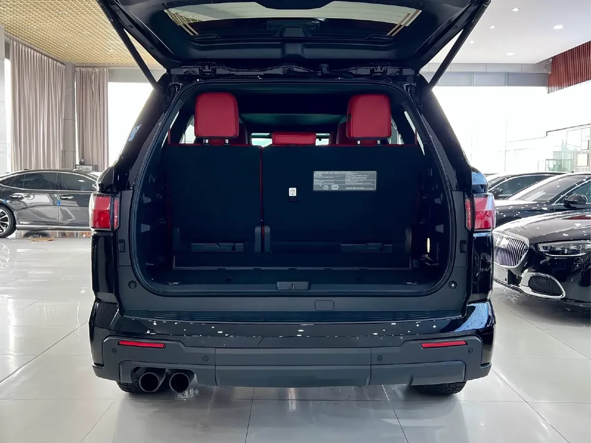 2024 HongQi H6 2.0T 224HP L4 8AT,autocango,china used car exporter,china ev exporter,chinese used car exporter,chinese used ev exporter