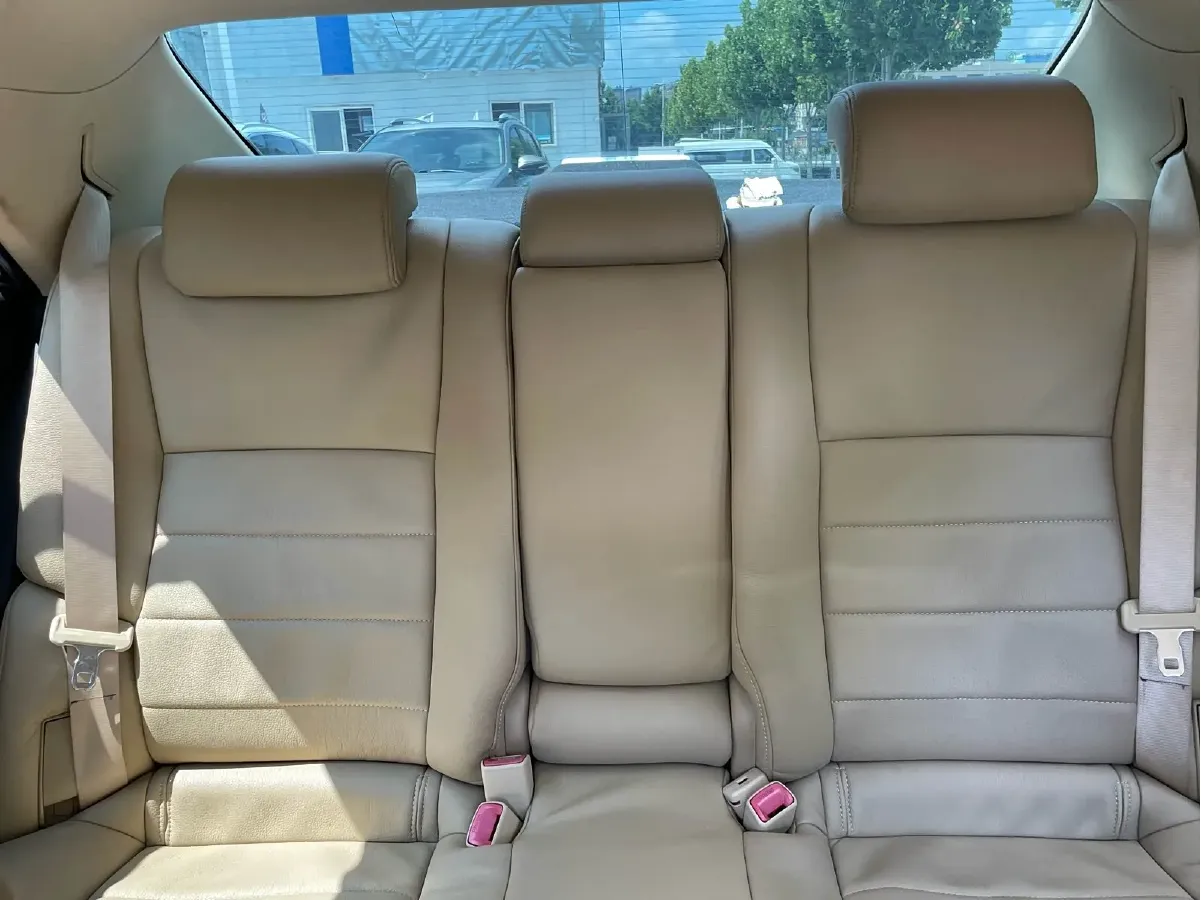 2013 Toyota Reiz 2.5L 193HP V6 6AT,autocango,china used car exporter,china ev exporter,chinese used car exporter,chinese used ev exporter