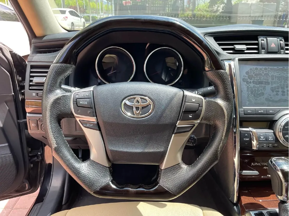 2013 Toyota Reiz 2.5L 193HP V6 6AT,autocango,china used car exporter,china ev exporter,chinese used car exporter,chinese used ev exporter