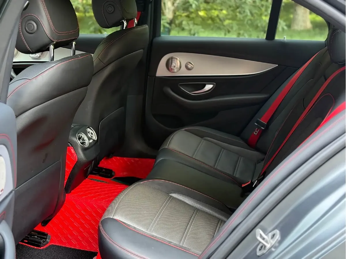 2022 Mercedes-Benz E AMG 3.0T 435HP L6 9AT,autocango,china used car exporter,china ev exporter,chinese used car exporter,chinese used ev exporter