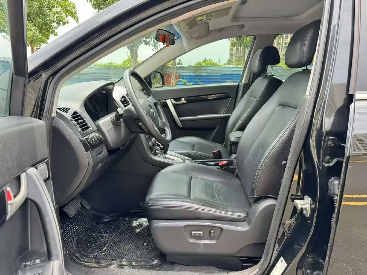 2013 Chevrolet Captiva 2.4L 167HP L4 6AT,autocango,china used car exporter,china ev exporter,chinese used car exporter,chinese used ev exporter
