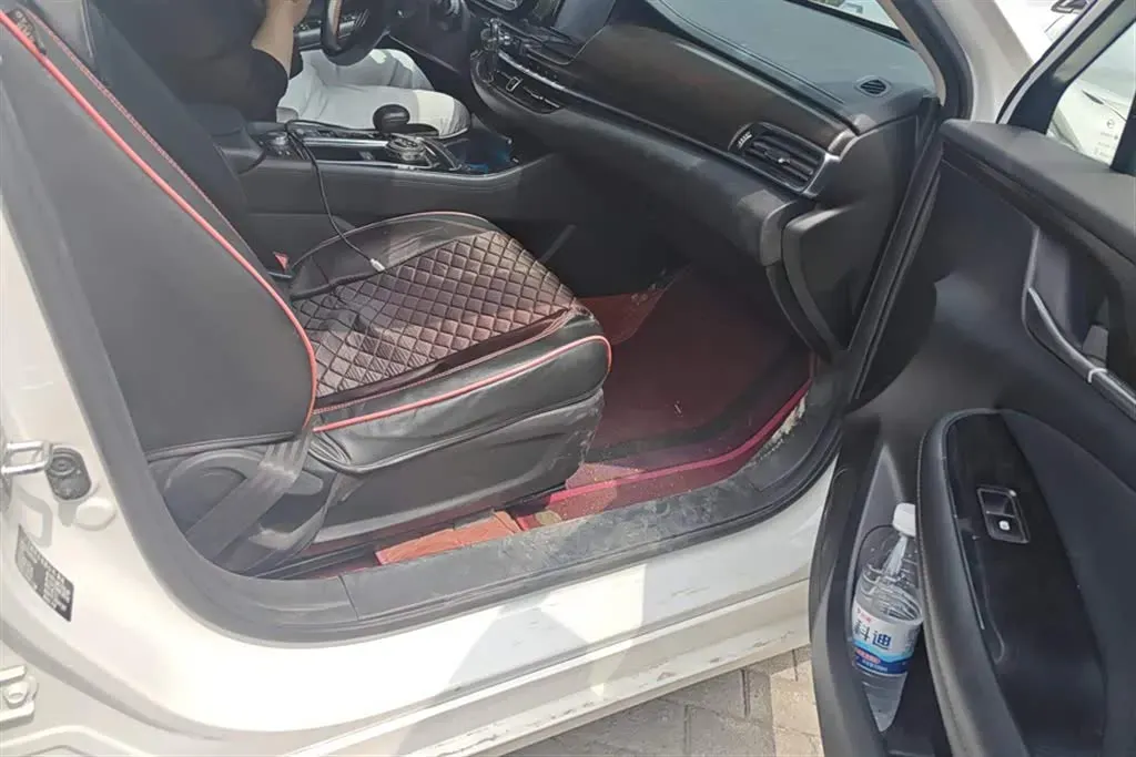 2019 GAC Trumpchi GA6 1.5T 169HP L4 6AT,autocango,china used car exporter,china ev exporter,chinese used car exporter,chinese used ev exporter