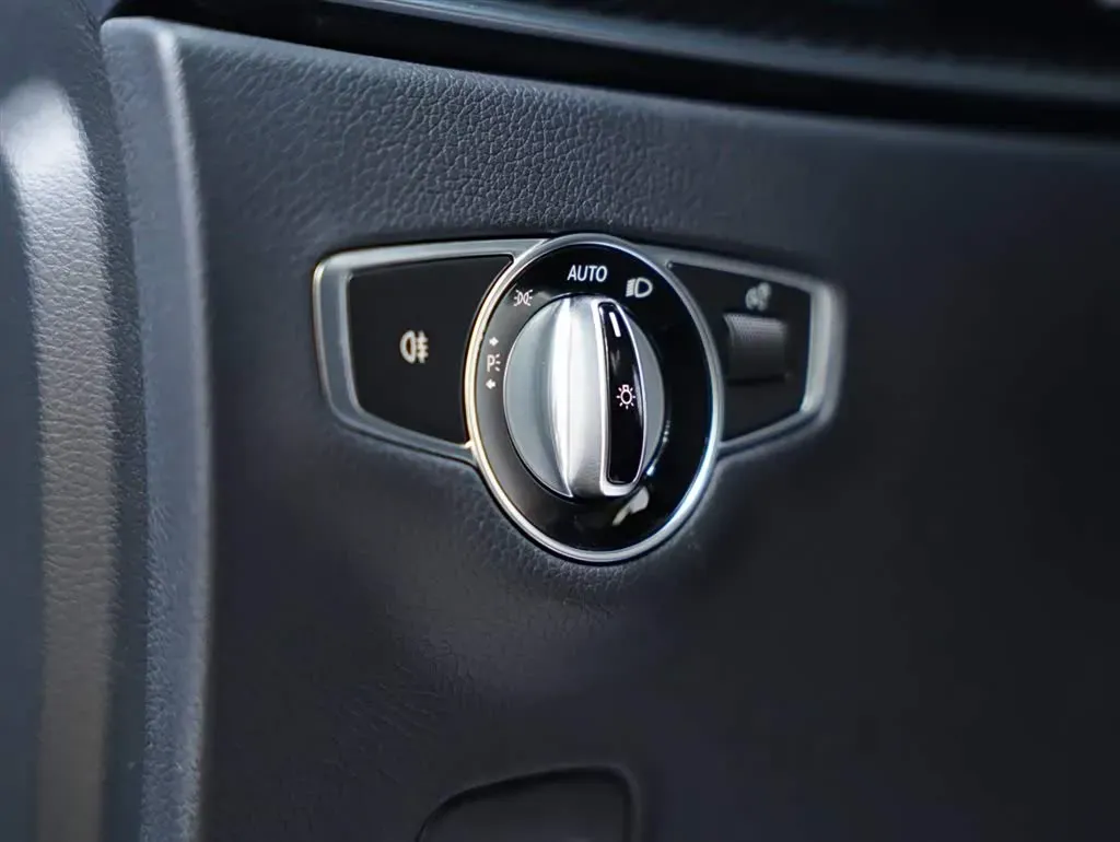 2021 Mercedes-Benz E AMG 4.0T 612HP V8 9AT,autocango,china used car exporter,china ev exporter,chinese used car exporter,chinese used ev exporter