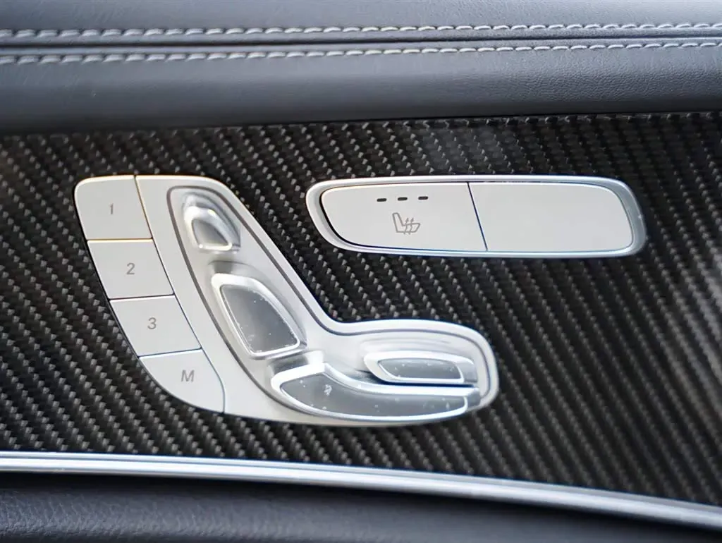 2021 Mercedes-Benz E AMG 4.0T 612HP V8 9AT,autocango,china used car exporter,china ev exporter,chinese used car exporter,chinese used ev exporter