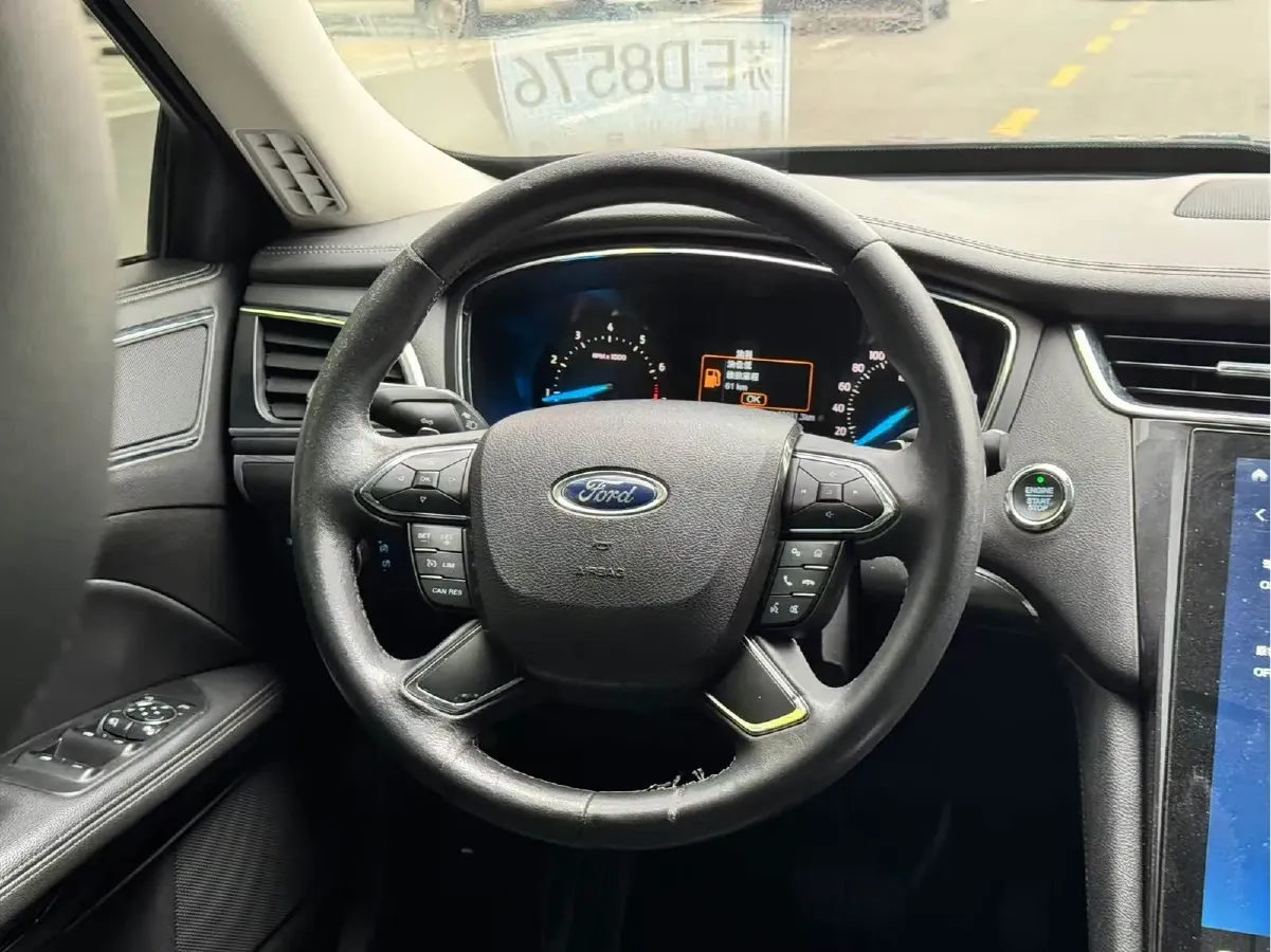 2019 Ford Taurus 2.0T 245HP L4 8AT,autocango,china used car exporter,china ev exporter,chinese used car exporter,chinese used ev exporter