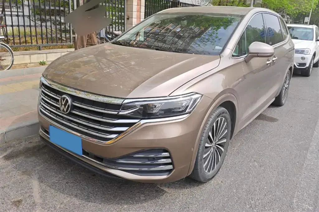 2022 Volkswagen Viloran 2.0T 220HP L4 7DCT