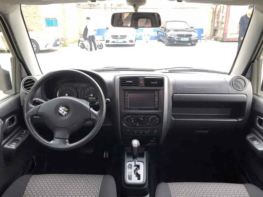 2011 Suzuki Jimny 1.3L 85HP L4 4AT,autocango,china used car exporter,china ev exporter,chinese used car exporter,chinese used ev exporter