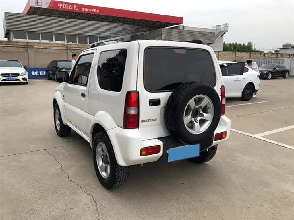 2011 Suzuki Jimny 1.3L 85HP L4 4AT,autocango,china used car exporter,china ev exporter,chinese used car exporter,chinese used ev exporter