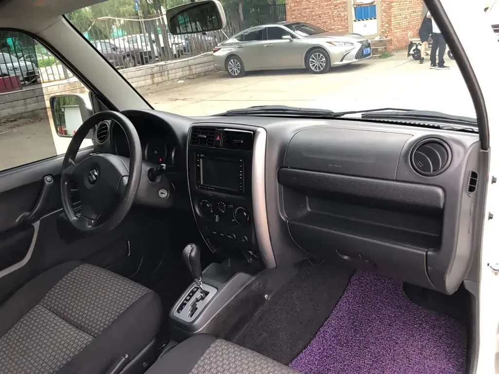 2011 Suzuki Jimny 1.3L 85HP L4 4AT,autocango,china used car exporter,china ev exporter,chinese used car exporter,chinese used ev exporter