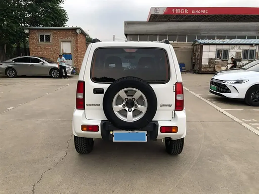 2011 Suzuki Jimny 1.3L 85HP L4 4AT,autocango,china used car exporter,china ev exporter,chinese used car exporter,chinese used ev exporter
