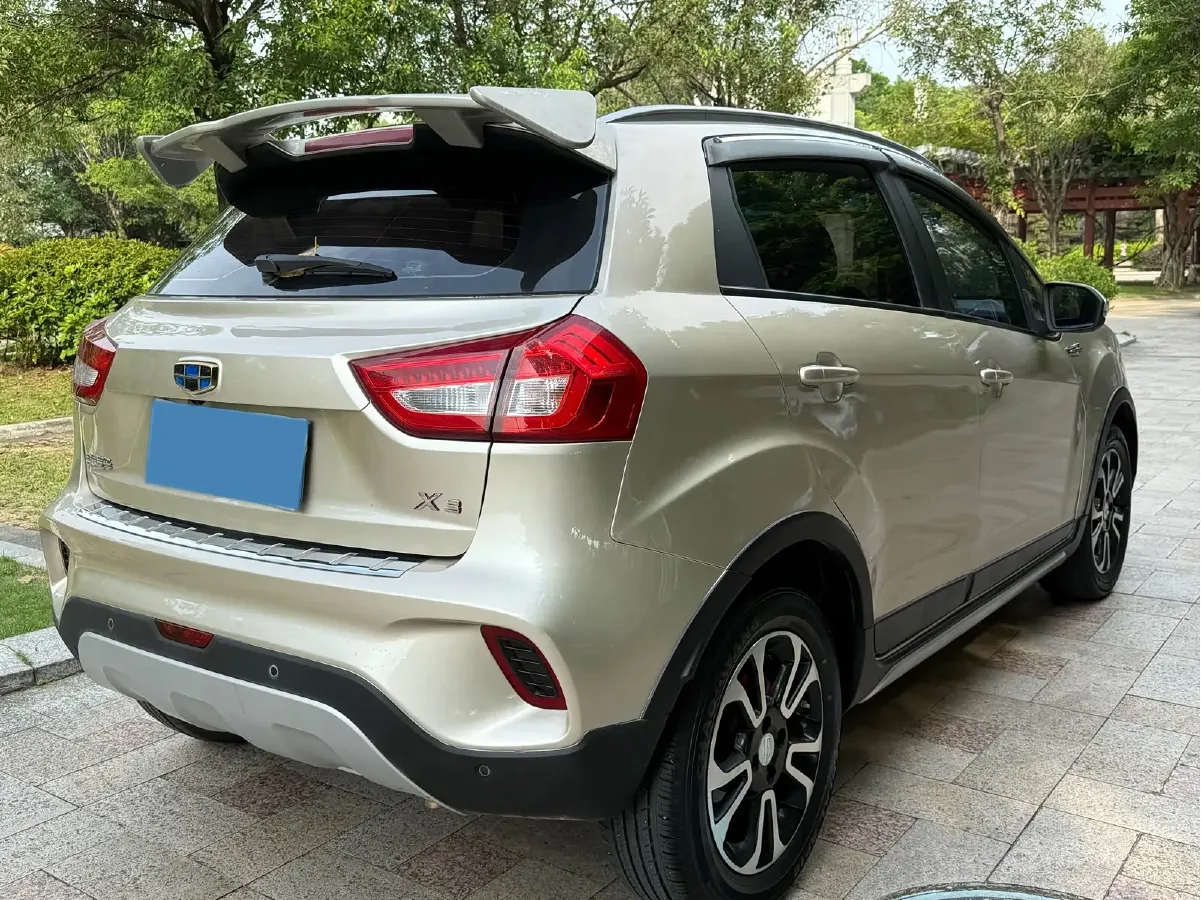 2017 Geely Vision X3 1.5L 102HP L4 4AT,autocango,china used car exporter,china ev exporter,chinese used car exporter,chinese used ev exporter