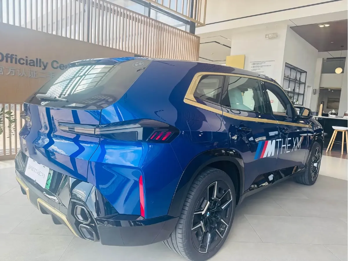 2023 BMW XM 4.4T 490HP V8 8AT PHEV 25.7KWH,autocango,china used car exporter,china ev exporter,chinese used car exporter,chinese used ev exporter