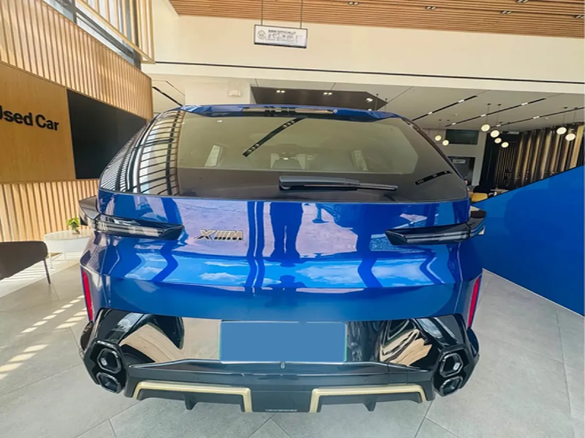 2023 BMW XM 4.4T 490HP V8 8AT PHEV 25.7KWH,autocango,china used car exporter,china ev exporter,chinese used car exporter,chinese used ev exporter