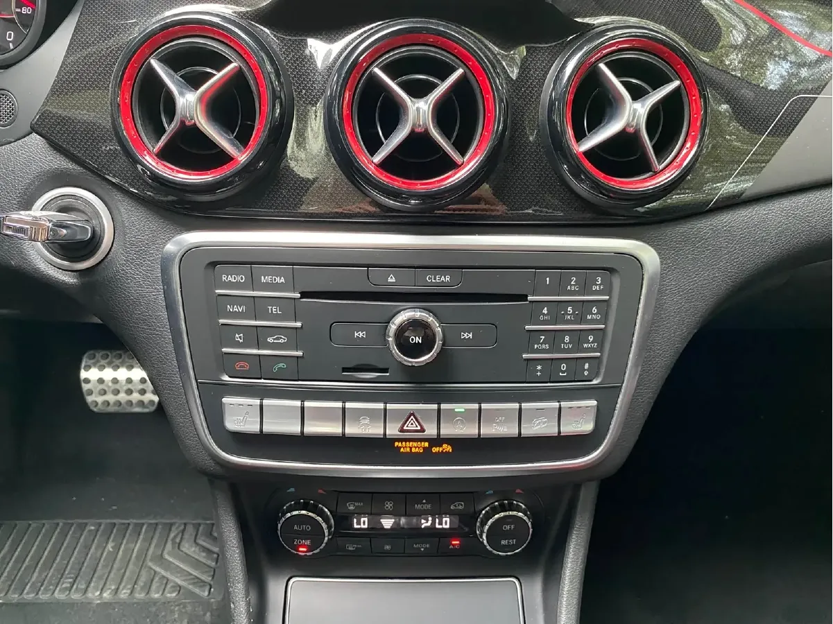 2017 Mercedes-Benz GLA AMG 2.0T 381HP L4 7DCT,autocango,china used car exporter,china ev exporter,chinese used car exporter,chinese used ev exporter