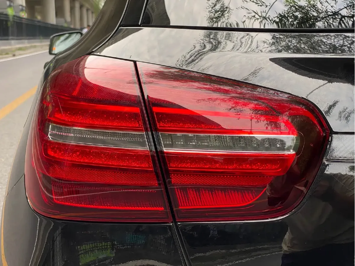 2017 Mercedes-Benz GLA AMG 2.0T 381HP L4 7DCT,autocango,china used car exporter,china ev exporter,chinese used car exporter,chinese used ev exporter