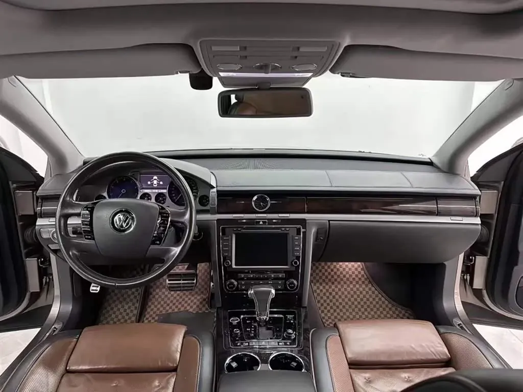 2015 Volkswagen Pheaton 3.0L 250HP V6 6AT,autocango,china used car exporter,china ev exporter,chinese used car exporter,chinese used ev exporter