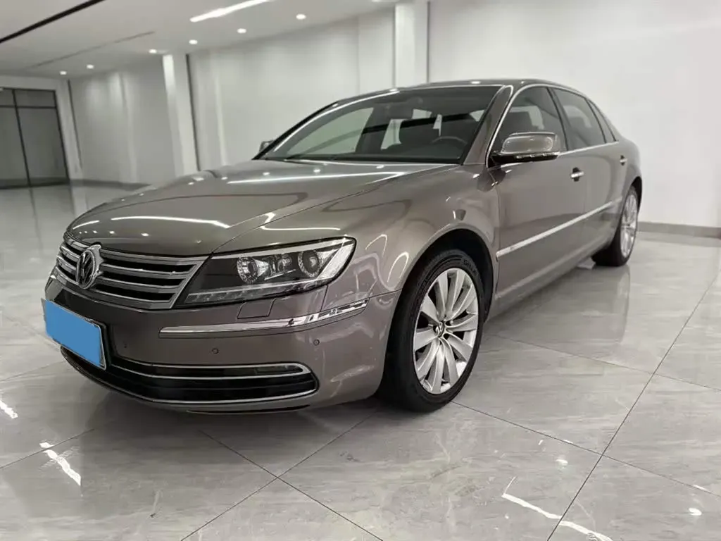 2015 Volkswagen Pheaton 3.0L 250HP V6 6AT,autocango,china used car exporter,china ev exporter,chinese used car exporter,chinese used ev exporter