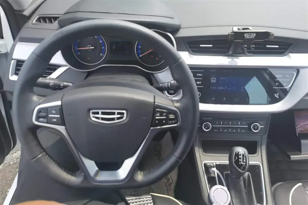 2020 Geely Vision 1.5L 109HP L4 CVT,autocango,china used car exporter,china ev exporter,chinese used car exporter,chinese used ev exporter