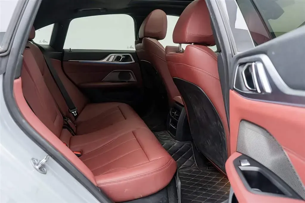 2022 BMW i4 BEV 83.9KWH,autocango,china used car exporter,china ev exporter,chinese used car exporter,chinese used ev exporter