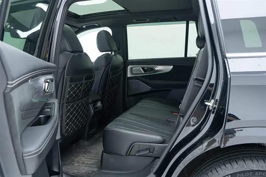 2024 GAC Trumpchi ES9 2.0T 190HP L4 2DHT PHEV 25.57KWH,autocango,china used car exporter,china ev exporter,chinese used car exporter,chinese used ev exporter