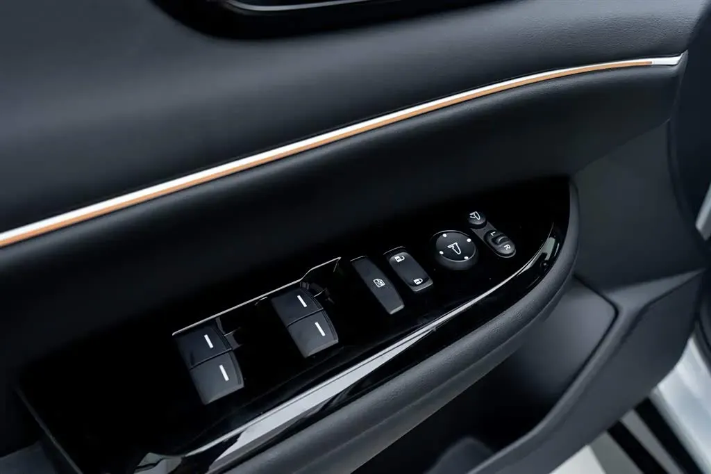 2024 Honda e:NP2 BEV 68.8KWH,autocango,china used car exporter,china ev exporter,chinese used car exporter,chinese used ev exporter