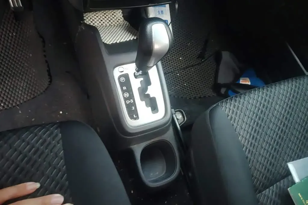 2015 Suzuki Jimny 1.3L 85HP L4 4AT,autocango,china used car exporter,china ev exporter,chinese used car exporter,chinese used ev exporter