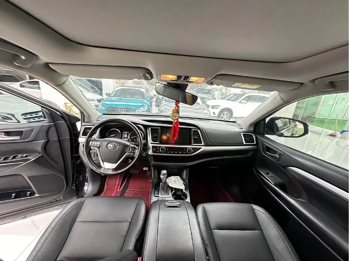 2021 Toyota Highlander 2.0T 220HP L4 6AT,autocango,china used car exporter,china ev exporter,chinese used car exporter,chinese used ev exporter