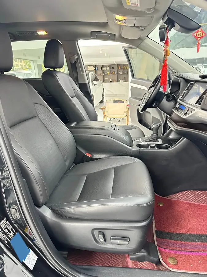 2021 Toyota Highlander 2.0T 220HP L4 6AT,autocango,china used car exporter,china ev exporter,chinese used car exporter,chinese used ev exporter