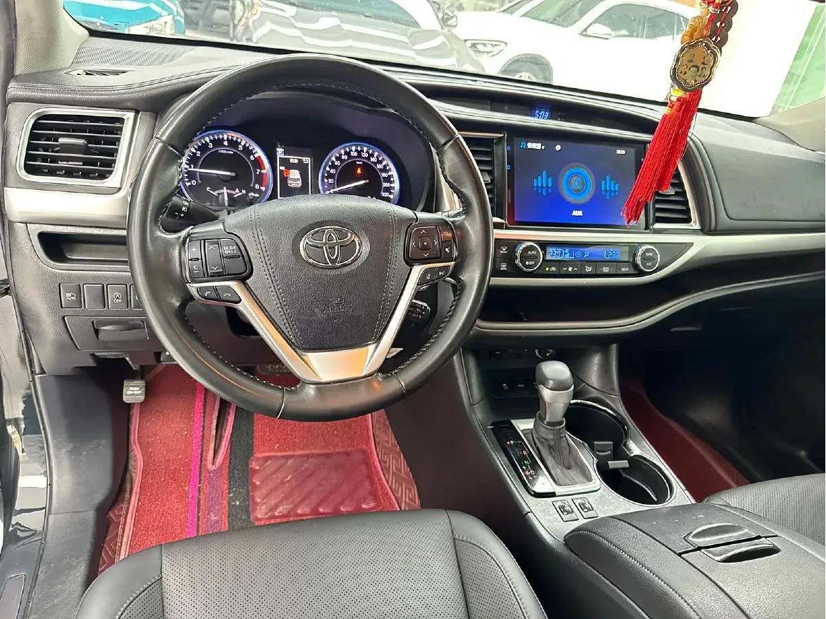 2021 Toyota Highlander 2.0T 220HP L4 6AT,autocango,china used car exporter,china ev exporter,chinese used car exporter,chinese used ev exporter