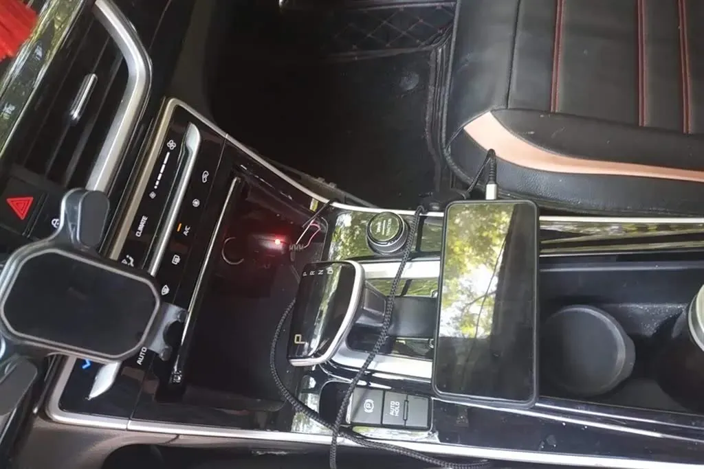 2020 Kia KX3 1.5L 115HP L4 CVT,autocango,china used car exporter,china ev exporter,chinese used car exporter,chinese used ev exporter