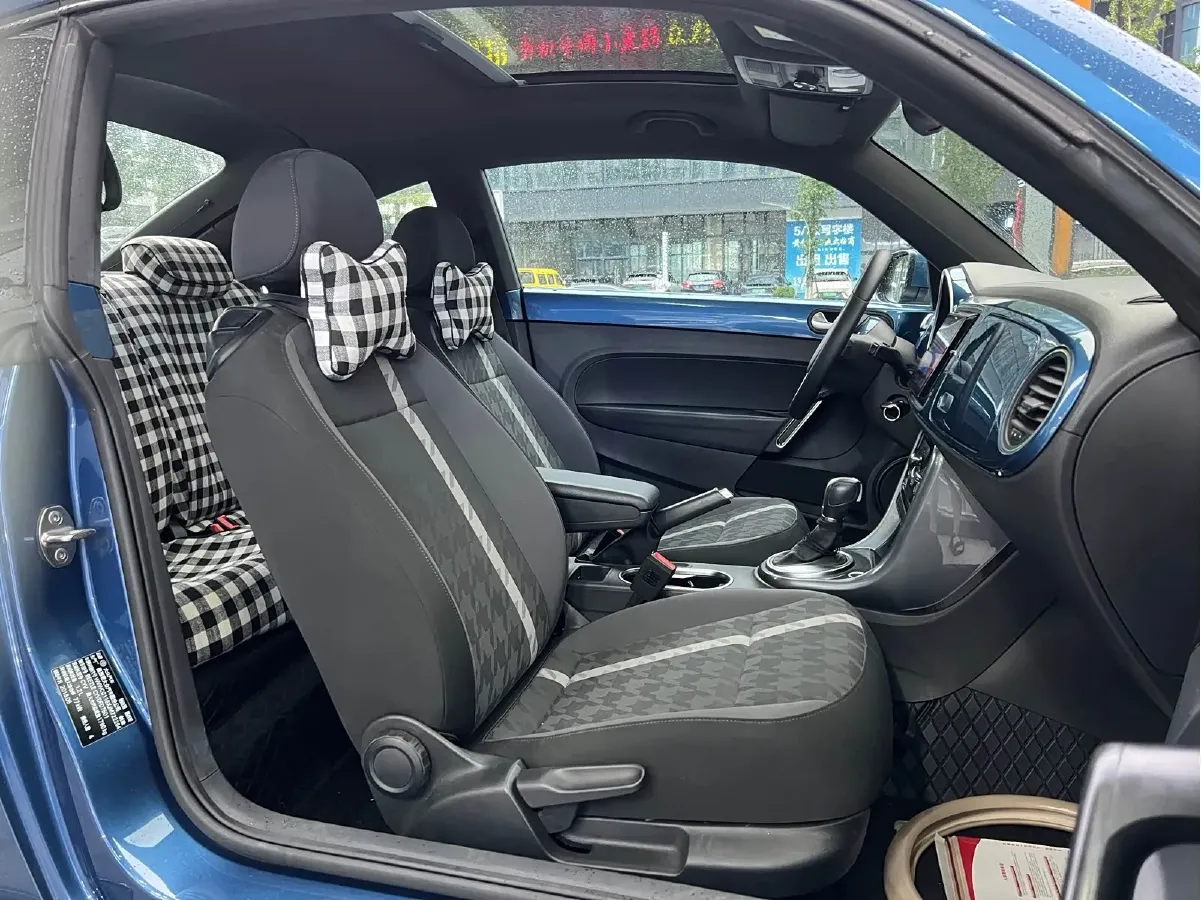 2018 Volkswagen Beetle 1.2T 105HP L4 7DCT,autocango,china used car exporter,china ev exporter,chinese used car exporter,chinese used ev exporter