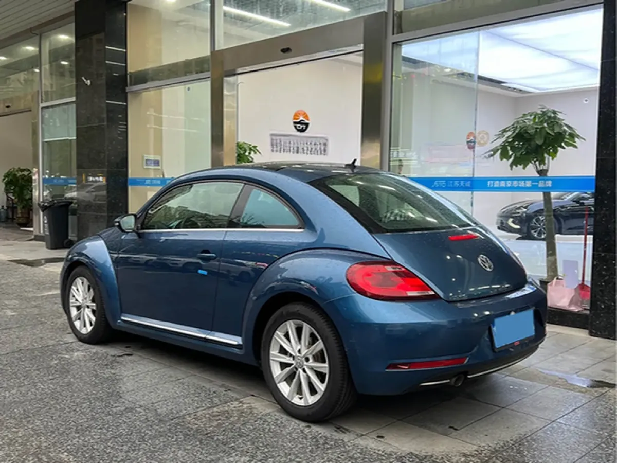 2018 Volkswagen Beetle 1.2T 105HP L4 7DCT,autocango,china used car exporter,china ev exporter,chinese used car exporter,chinese used ev exporter