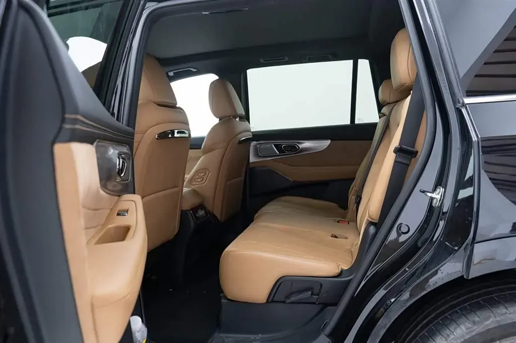 2024 GAC Trumpchi ES9 2.0T 190HP L4 2DHT PHEV 25.57KWH,autocango,china used car exporter,china ev exporter,chinese used car exporter,chinese used ev exporter