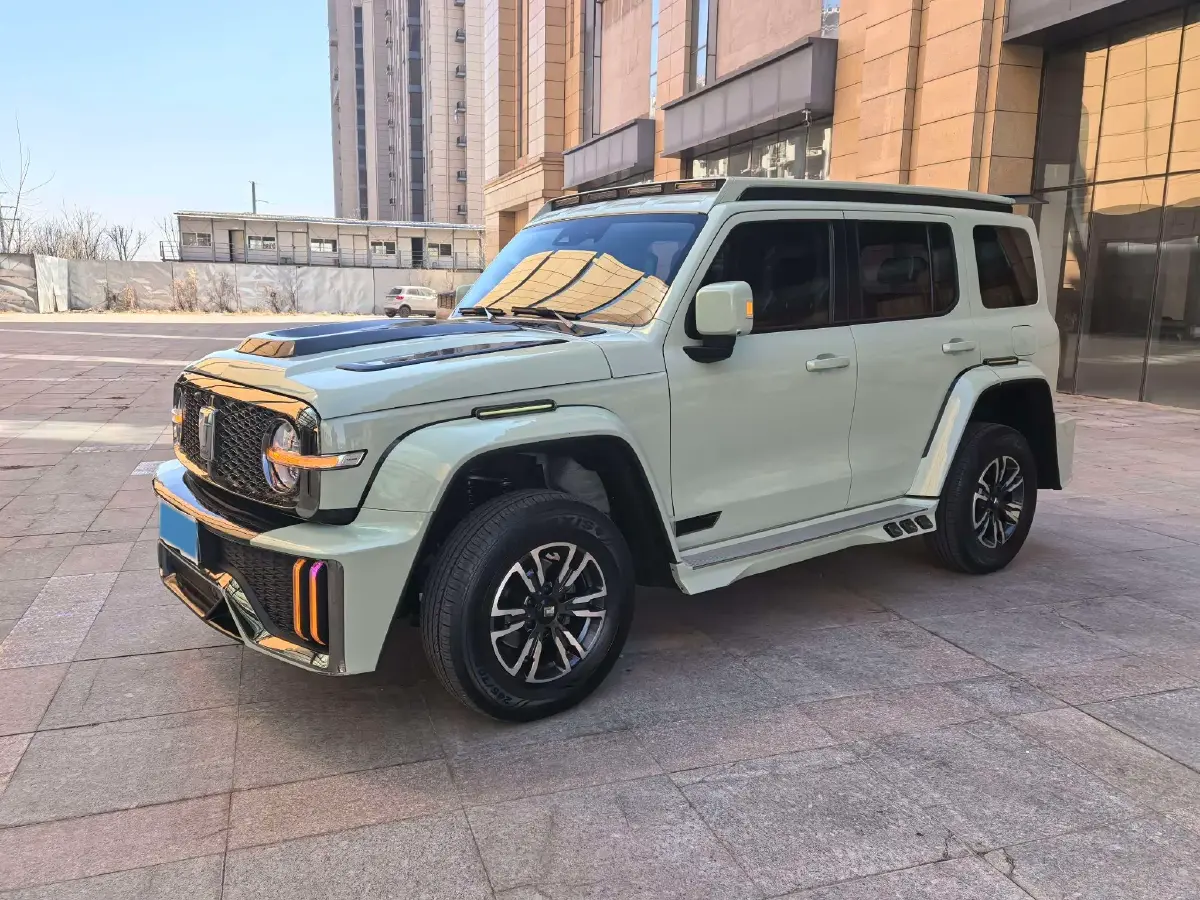 2021 Tank 300 2.0T 227HP L4 8AT