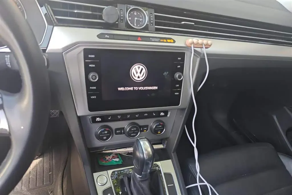 2018 Volkswagen Alltrack 2.0T 220HP L4 6DCT,autocango,china used car exporter,china ev exporter,chinese used car exporter,chinese used ev exporter