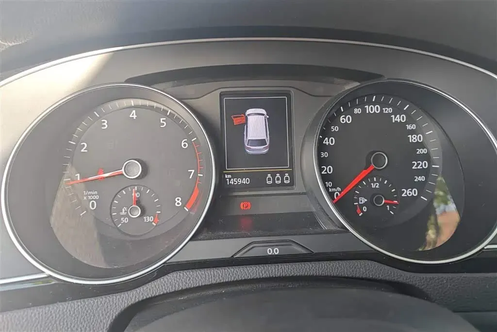 2018 Volkswagen Alltrack 2.0T 220HP L4 6DCT,autocango,china used car exporter,china ev exporter,chinese used car exporter,chinese used ev exporter